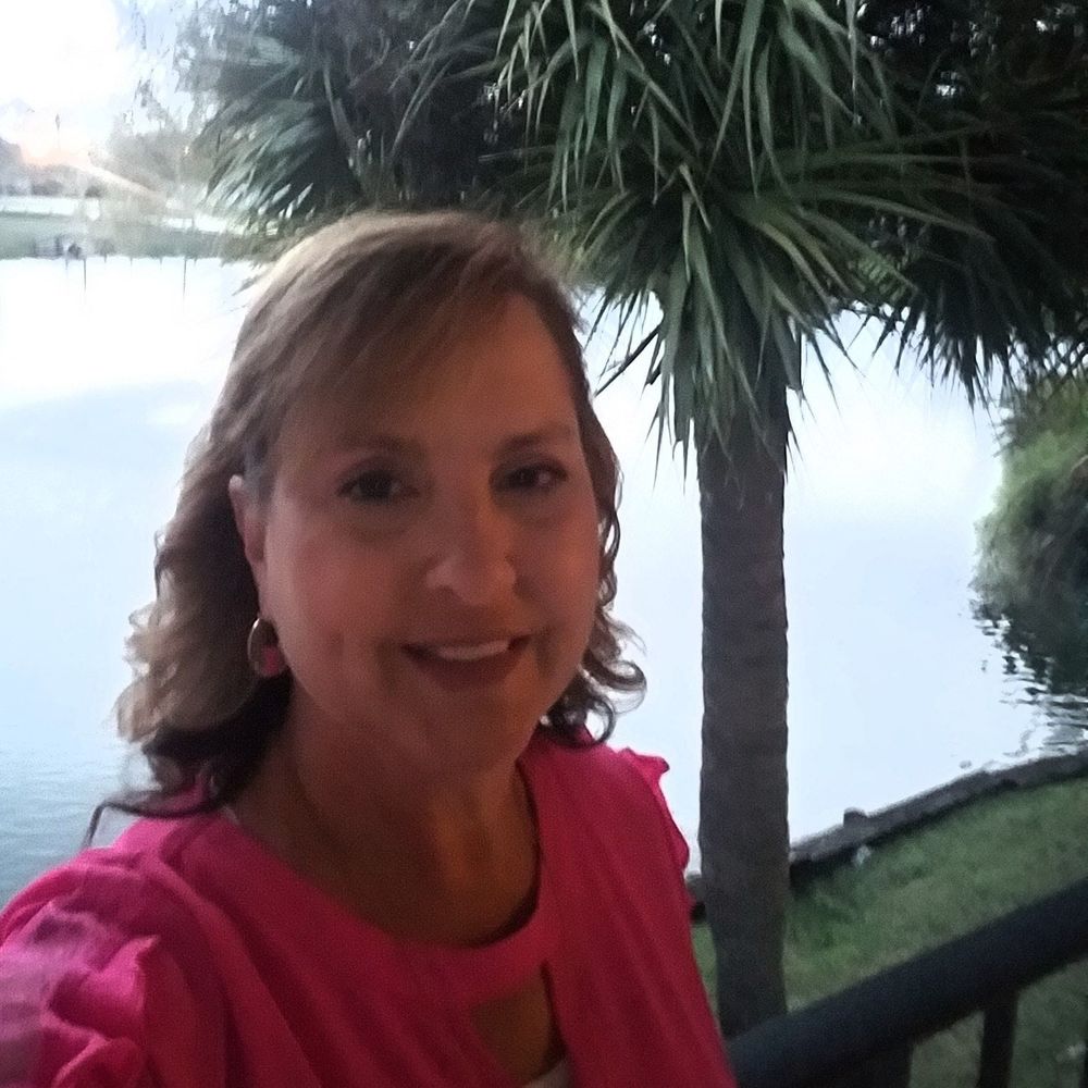 Meet your Posher, April